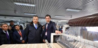 В ЮКО запущен мебельный завод производственной мощностью 5000 комплектов в год