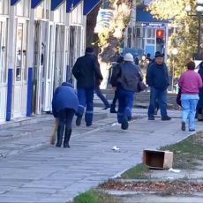 В Шымкенте платные парковщики массово сбегают с «места работы» В Шымкенте платные парковщики массово сбегают с "места работы"