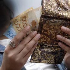 2,5 млн отдала аферисту жительница Шымкента за трудоустройство сына в аэропорт Мошенник в Шымкенте