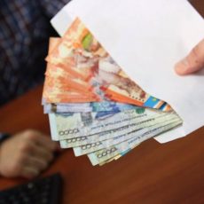 Миллион тенге просто так отдали доверчивые жители ЮКО аферисту Аферисту отдали миллион тенге