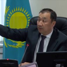 Аким Шымкента раскритиковал проект детальной планировки города и заставил его доработать Нурлан Сауранбаев