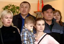 АО «Казахтелеком» дарит подарки к Новому году АО "Казахтелеком" дарит подарки к Новому году