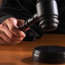 Наркопритон в вузе: Преподавателя оштрафовал суд в Шымкенте Суд