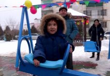 Одна из шести игровых площадок в Нурсате, на которые выделено 98 млн тенге, сдана в эксплуатацию На новой площадке в Нурсате