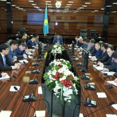В ЮКО прошел единый час по профилактике коррупции Час по борьбе с коррупцией