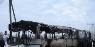 В суде проходят слушания по делу хозяина автобуса, сгоревшего в Актюбинской области Сгоревший автобус в Актюбинской области