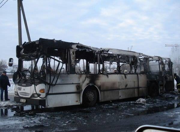 Сгоревший автобус в Актюбинской области
