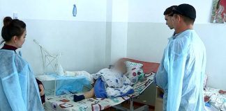 В Шымкенте на 8-летнего ребенка обрушилась стена На восьмилетнего ребенка обрушилась стена