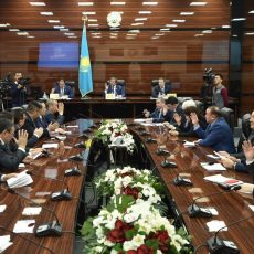 Депутаты ЮКО единогласно проголосовали за переименование проспекта Астана в Шымкенте в проспект Назарбаева Депутаты проголосовали за переименование проспекта Астана