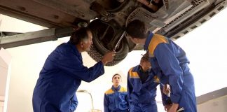 На самом деле, учиться в колледже престижно Обычный урок в колледже