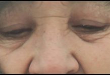 Жительница Аксукента семь лет не может вернуть дочь и внука из религиозного объединения Жительница Аксукента семь лет не может вернуть дочь и внука из религиозного объединения