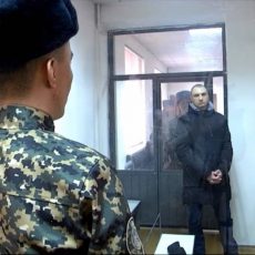 В Шымкенте осудили мужчину за двойное нападение на отделение Kaspi Bank В Шымкенте осудили мужчину за двойное нападение на отделение Kaspi Bank