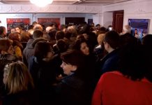 Аншлаг месяца. Вечер памяти Высоцкого в театре Шымкента