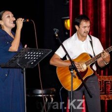 Солистке шымкентской группы «Фонограф» срочно нужна кровь Куляш Сейдалиева