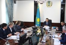 Шымкент намерен укрепить сотрудничество с крупным российским центром «Фудсиб» Представители "Футсиба" встретились с акимом ЮКО