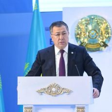 Указом Президента РК Жансеит Туймебаев назначен акимом Туркестанской области Аким ЮКО Жансеит Туймебаев на отчете городского акима
