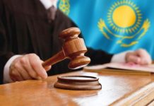 Убившую сына-алкоголика женщину освободили в зале суда в Туркестанской области Обвиняемые в вымогательстве у южнокорейского бизнесмена подали на него в суд