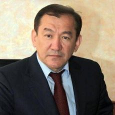 В комитете строительства, производства строительных материалов и ЖКХ новый руководитель Комитет строительство возглавил строитель