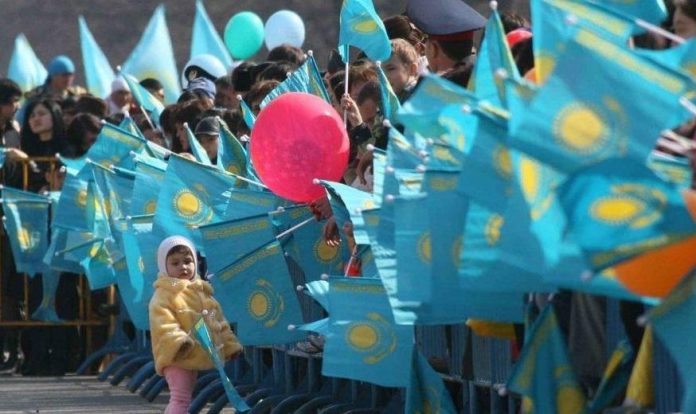 В Казахстане счастливые люди