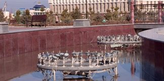 Поющий фонтан в АДЦ Шымкента снова «обчистили» На поющем фонтане украли кабель