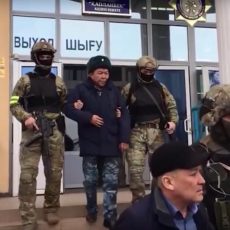 Количество арестованных таможенников в ЮКО возросло до 16