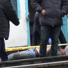 В Шымкенте на железнодорожных путях обнаружен труп мужчины Тело на железной дороге