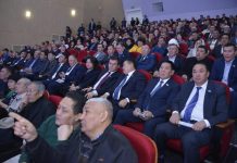 Аким Шымкента поставил точку в вопросе о родном языке На отчете акима Шымкента