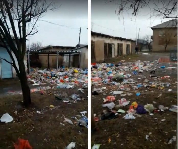 Свалка мусора в Аксукенте