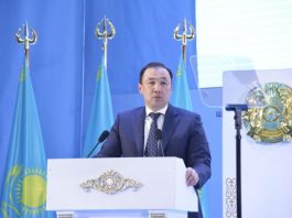 Аким Шымкента Нурлан Сауранбаев