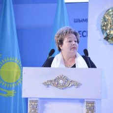 Я увидела акима ЮКО живьем… Моя мечта сбылась! Женщина, которая видел акима ЮКО