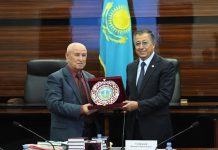 Торговый оборот между ЮКО и Узбекистаном достиг 622,6 млн долларов США Жансеит Туймебаев встретился с делегацией Республики Узбекистан