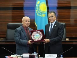 Жансеит Туймебаев встретился с делегацией Республики Узбекистан