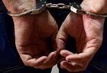 Иностранцы готовили теракты в Казахстане — спецоперация КНБ Задержанный в наручниках