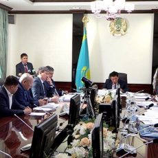 «На кино» управление культуры ЮКО попросило 258 миллионов Заседание постоянной комиссии ЮКО