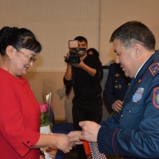 500 женщин-полицейских ЮКО получили награды В ДВД поздравили женщин