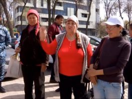 Жители Шымкента просят вернуть остановку "Акбар"