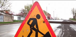В Шымкенте временно закрыто движение по ул. Сасбукаева Ямочный ремонт дорог