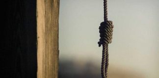 Сельчанина вытащили из петли полицейские Суицид. Петля