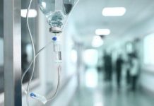 Девочка умерла в инфекционной больнице Шымкента после похода в кафе больница, капельница