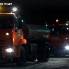 Ночной санитарный десант Шымкента сняли на видео Санитарный десант в Шымкенте