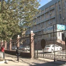 В ЮКО полицейские взяли под стражу подозреваемого в краже золотых изделий ОП Енбекшинского района