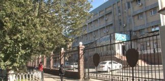 В ЮКО полицейские взяли под стражу подозреваемого в краже золотых изделий ОП Енбекшинского района