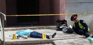 Полиция выясняет обстоятельства гибели женщины, выпавшей из окна в Шымкенте Смерть в результате падения с высоты