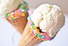 Жительница Акмолинской области установила рекорд по поеданию мороженого Мороженое