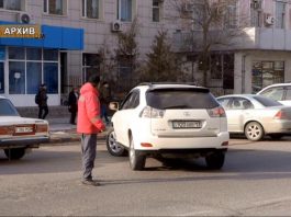 Ни один тенге с незаконных автопарковок в Шымкенте не попадает в казну