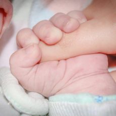 Шымкентские врачи боролись за жизнь новорожденного 28 дней Новорожденный ребенок