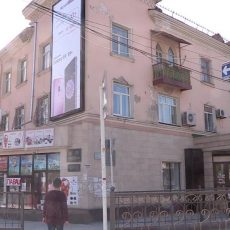 История Шымкента: Четыре имени проспекта Тауке хана В Шымкенте обновляют фасады многоэтажек