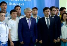 Мухамедиулы назвал спортсменов ЮКО шустрыми и трудолюбивыми Мухамедиулы встретился со спортсменами области