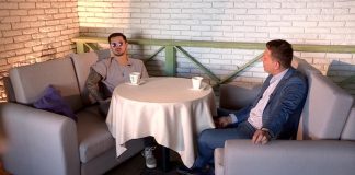 Как встретили шымкентцы популярного исполнителя Мишу Марвина