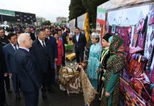 Как отмечают 1 Мая в Шымкенте Выставка этно-культурных центров в Шымкенте